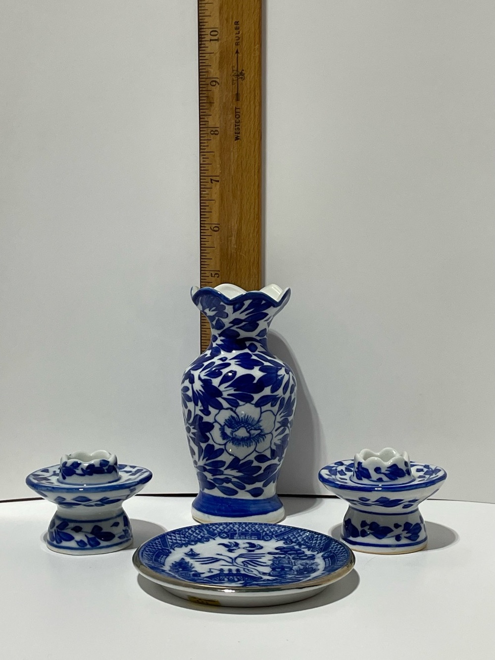 Vintage Mini Blue White Chinoiserie Ceramic Vase Plate Candle Holder Set - Picture 6 of 11